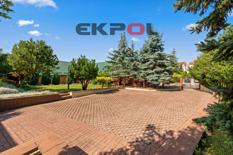 Parterowy 350m2 dom, ogród, taras sauna jacuzzi - obrazek 15