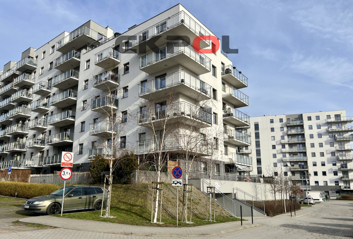 Wygodne 2pok słoneczne parking komórka - obrazek 2